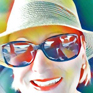 Meet your Posher, Claudia